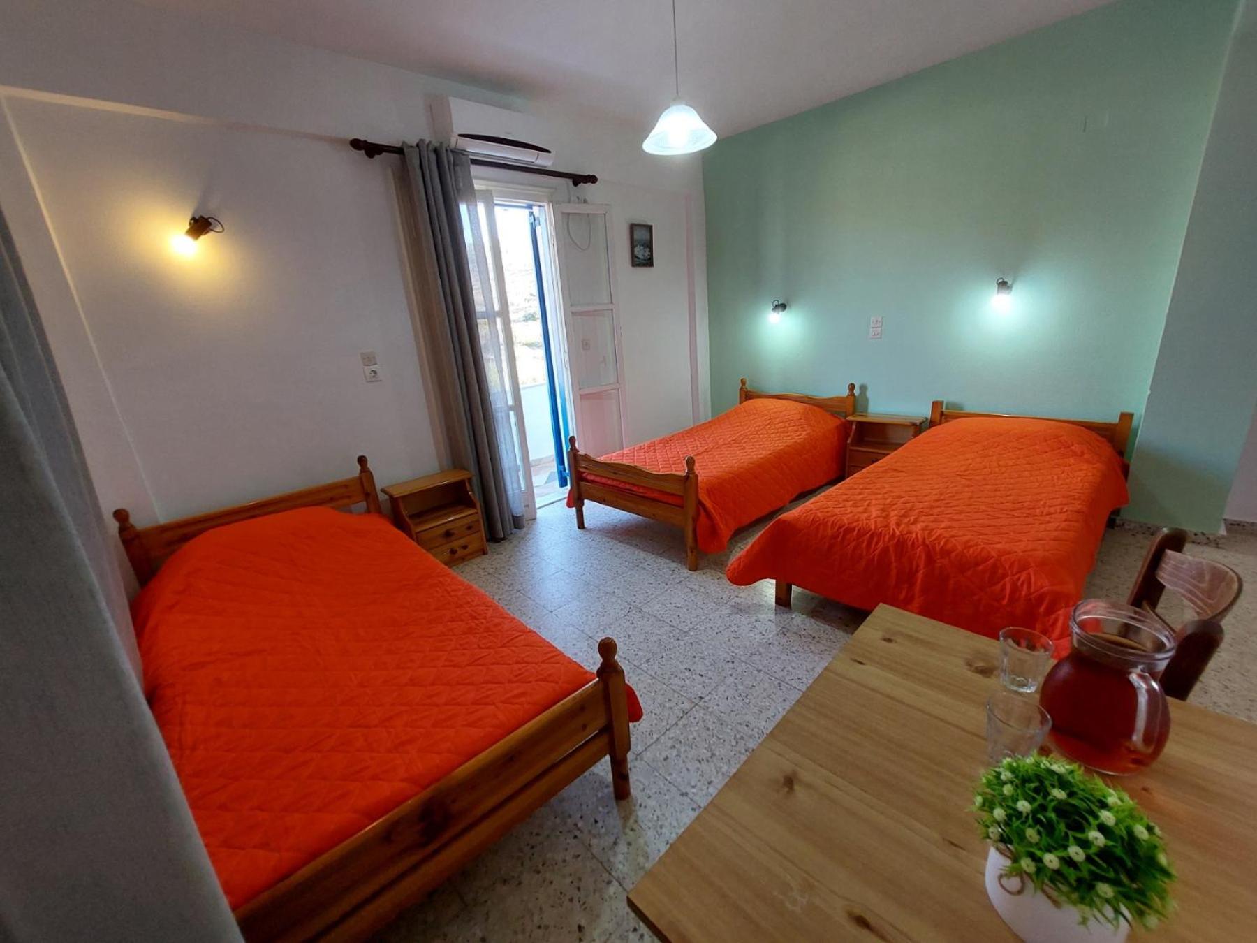 Koukos Hotel Agia Theodoti Екстериор снимка