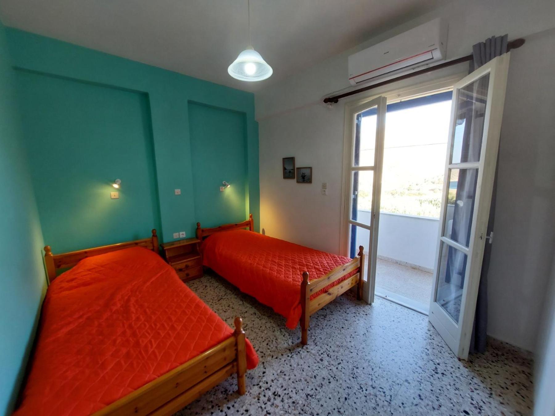 Koukos Hotel Agia Theodoti Екстериор снимка
