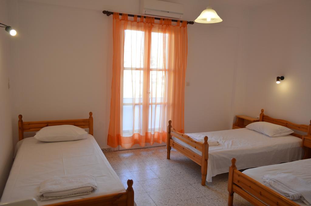 Koukos Hotel Agia Theodoti Екстериор снимка