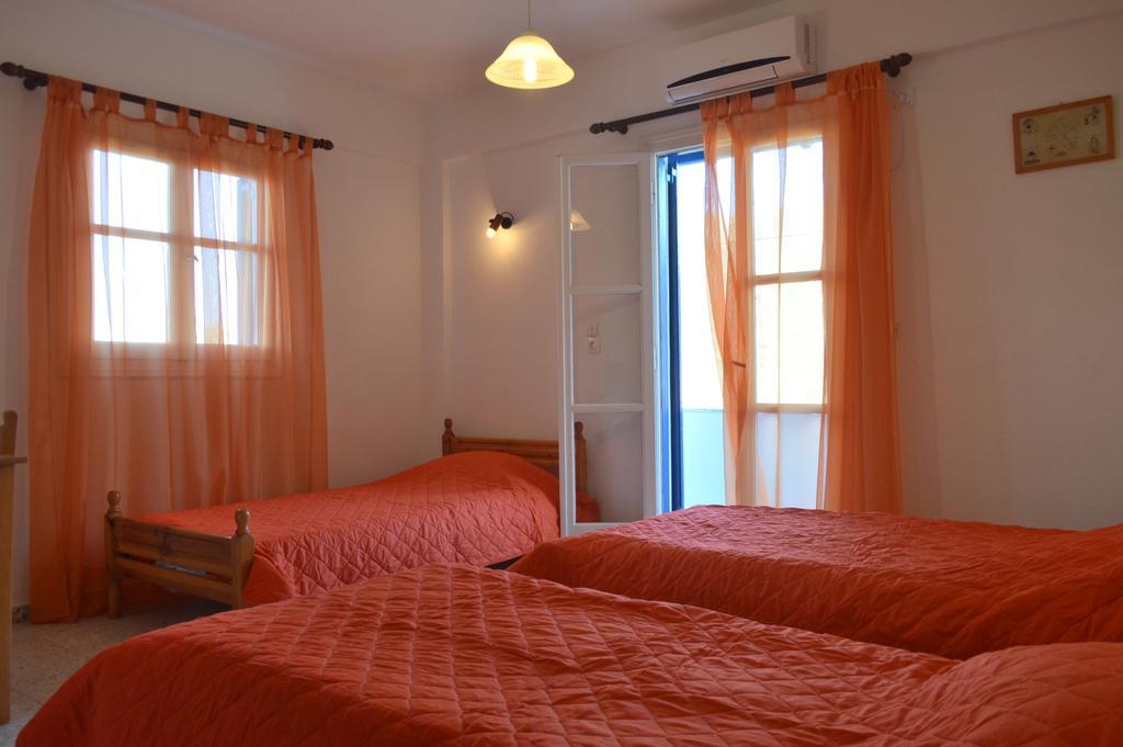 Koukos Hotel Agia Theodoti Екстериор снимка