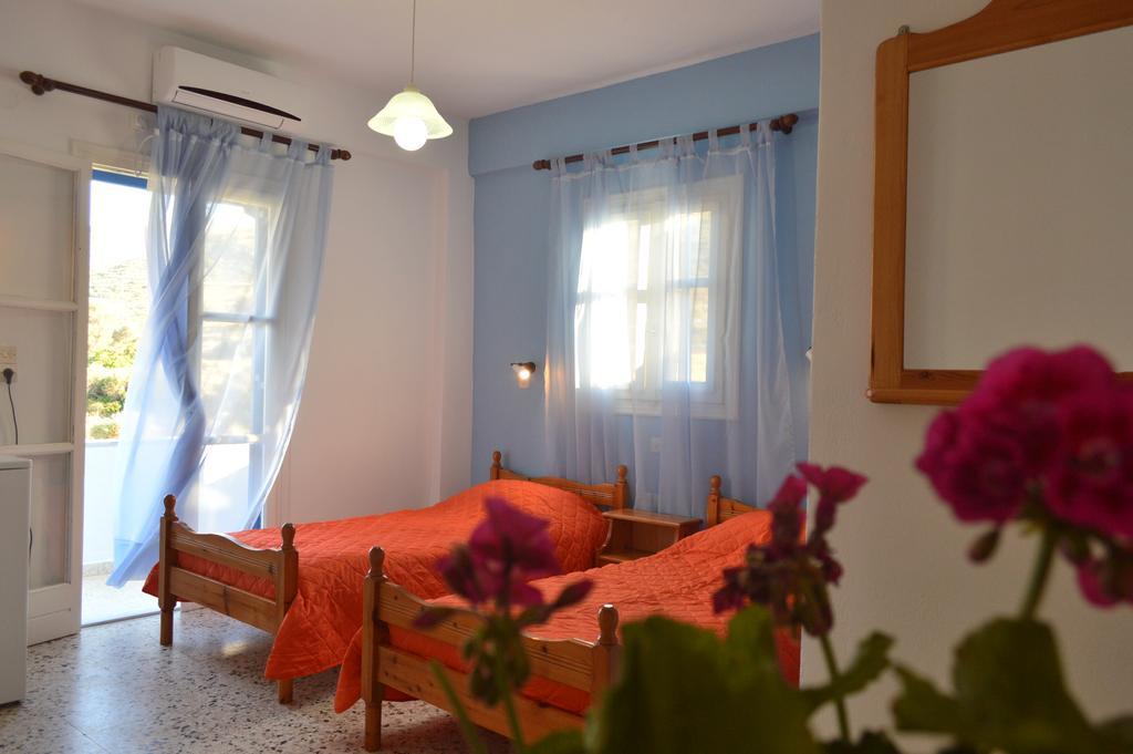 Koukos Hotel Agia Theodoti Екстериор снимка